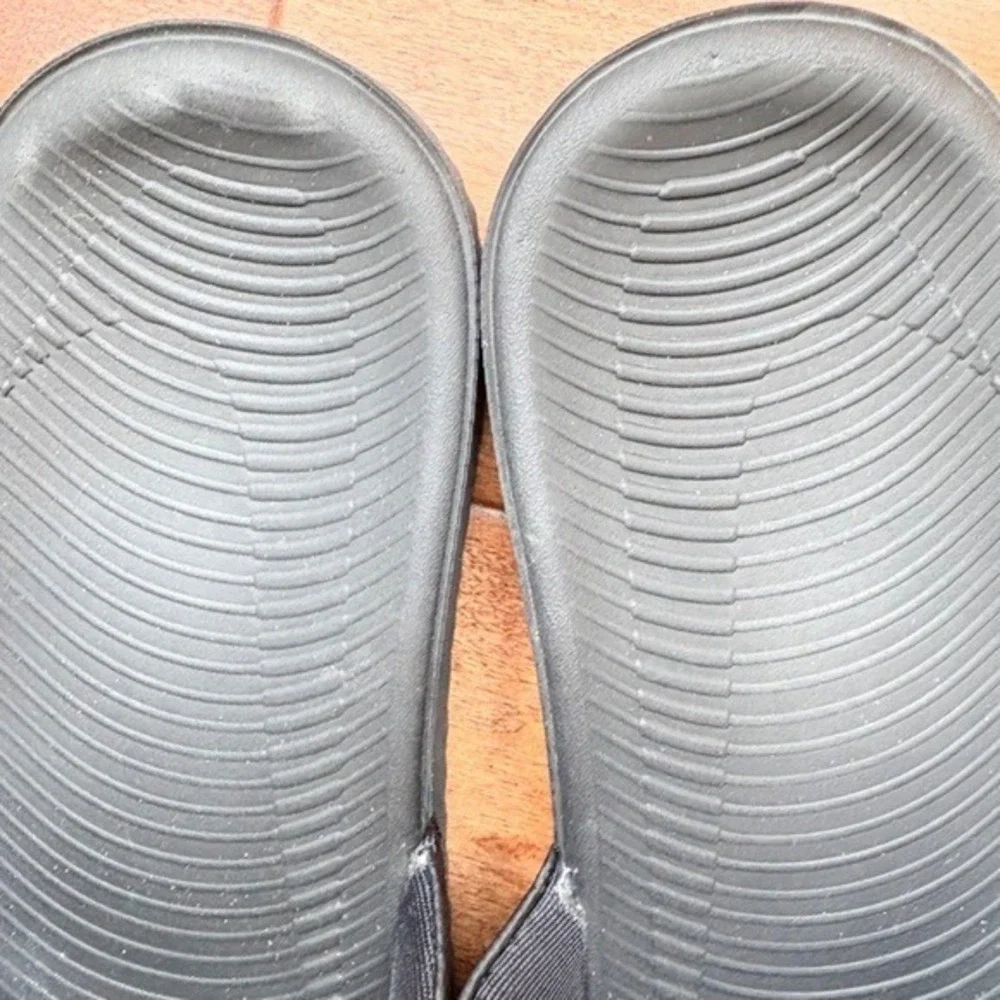 Nike Kawa Shower Slide‎ Sandals Boys 2Y Black 819352-001